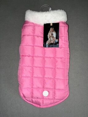 Pink Quilted Faux-Fur Trim Dog Coat New with tags! Size Medium Pet Coat